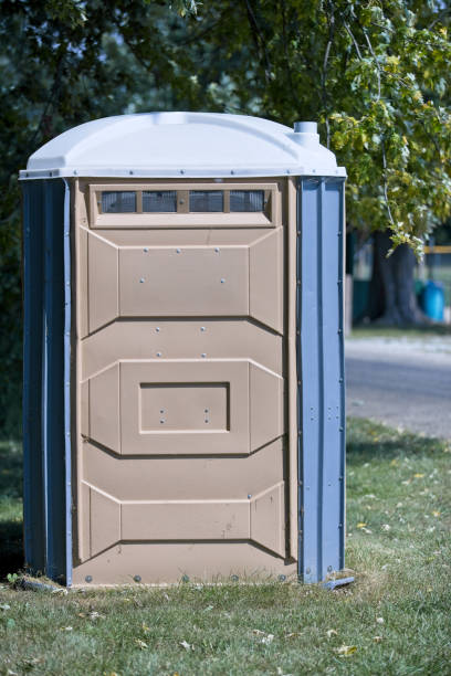 Best Portable restroom trailer rental  in Shougal, WA